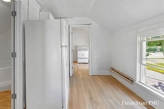 Building Photo - 1144 First Street