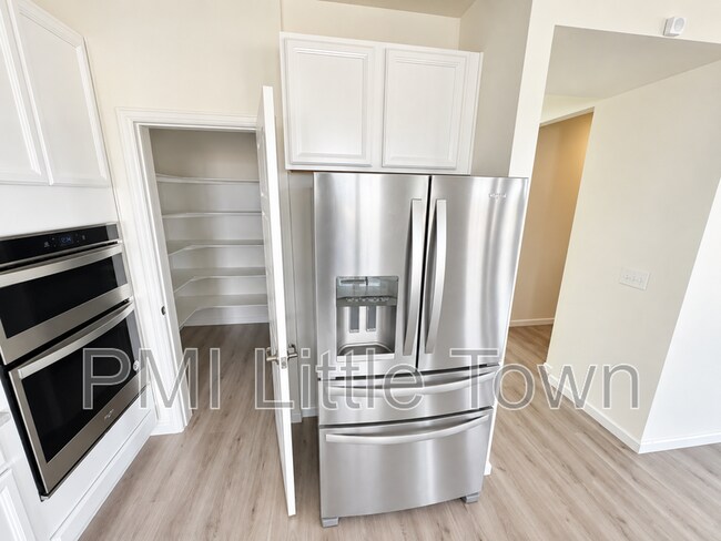 Building Photo - 132 N Patsburg St