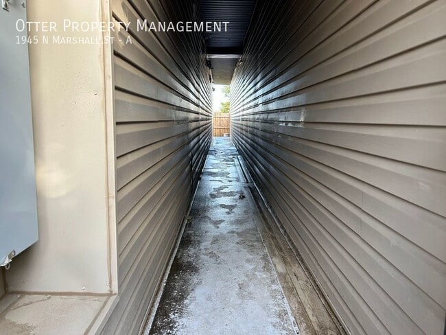 Building Photo - 1945 N Marshall St