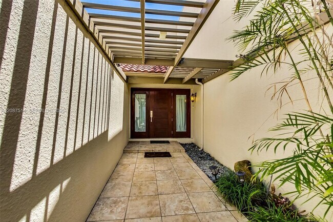 Building Photo - 8613 SW 79th Pl