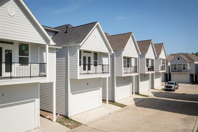 Building Photo - 1809 Palmetto Landing Dr