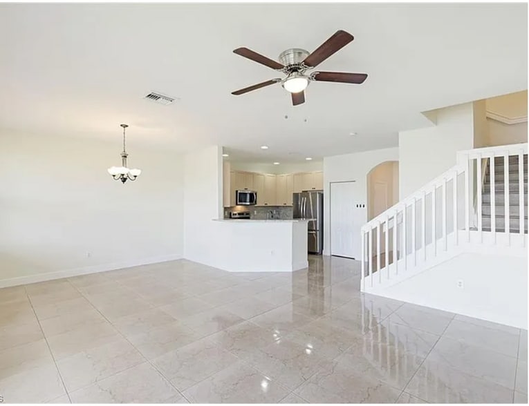 Building Photo - 7029 Ambrosia Ln