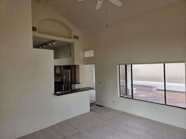 Building Photo - 8157 E Cortez Dr