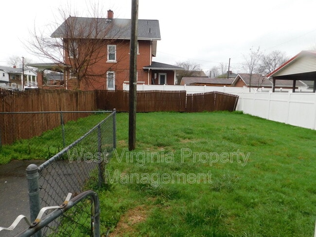 Building Photo - 54 Hunt Ave