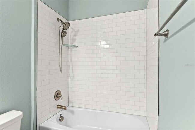 Building Photo - 16819 Shell Bay Dr