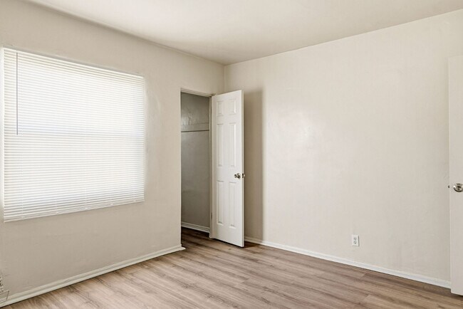 Building Photo - Coming Soon - Renovated Hyde Park Gem Near SoFi, LAX & Metro K Line