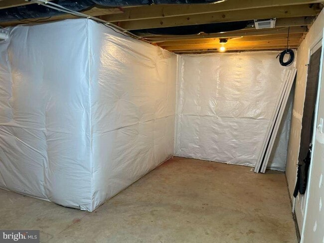 Building Photo - 2862 Farzi Cir