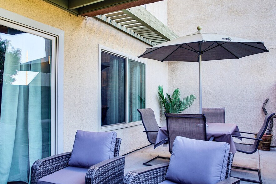 Building Photo - 3600 Hayden Rd