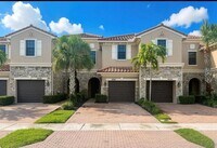 Building Photo - 10361 Wellington Parc Dr