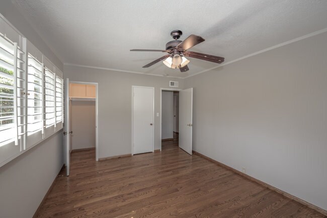 Building Photo - 832 Coolidge Dr