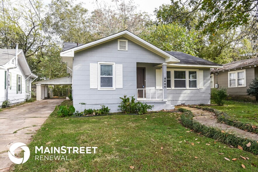 Building Photo - 8404 Thomas Ave