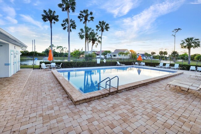 Building Photo - 6117 Montego Bay Loop
