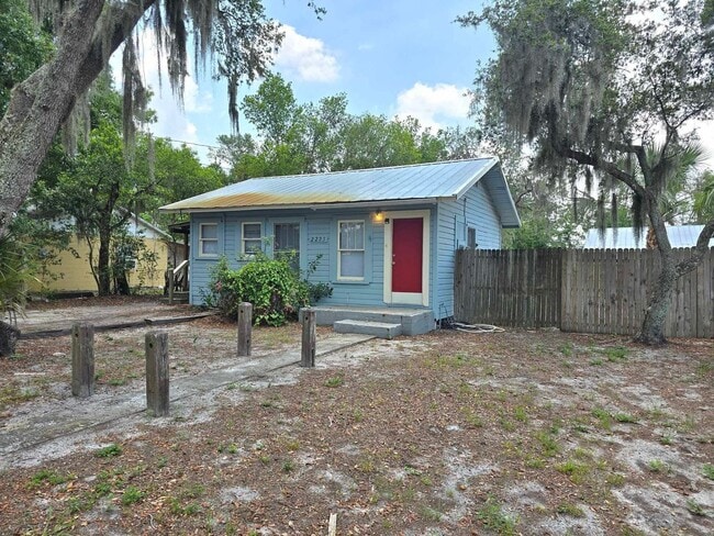 Primary Photo - 2 Bed / 1 Bath Home for RENT!
