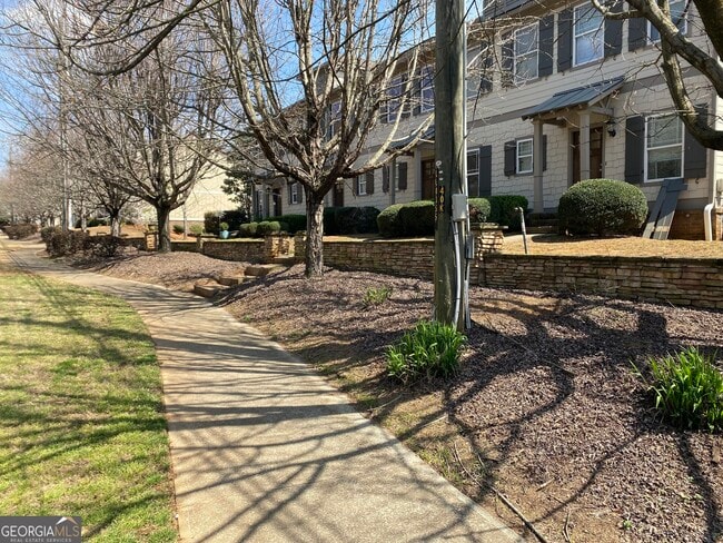 Building Photo - 417 Whitehall Rd