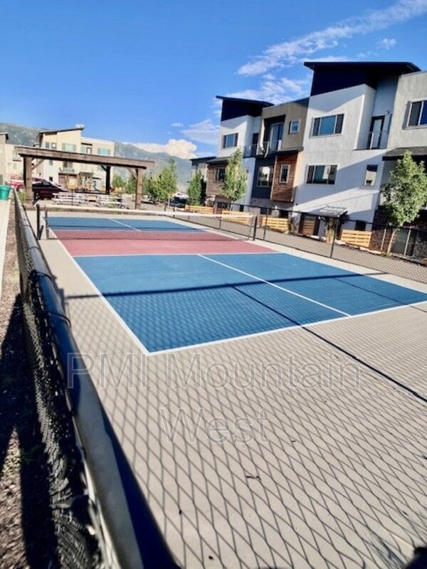 Building Photo - 503 W 2275 N