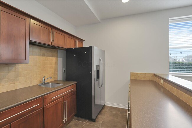 Building Photo - 7090 Dean Farm Rd