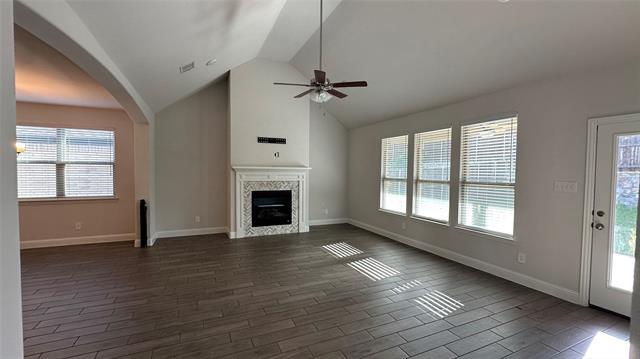 Building Photo - 406 Parkford Dr