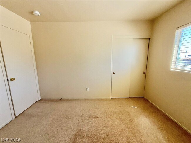 Building Photo - 11225 Sandrone Ave