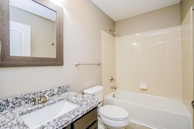 Building Photo - 179 Cottonwood Pl