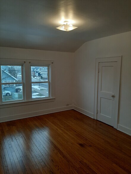 diningroom - 137 North Ave