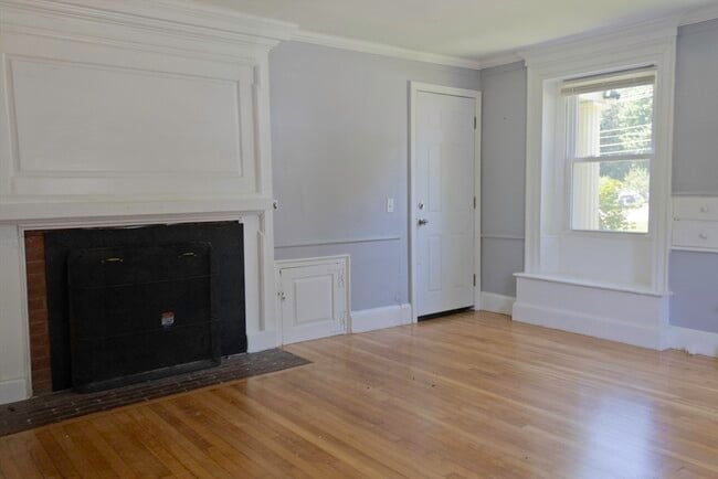 Building Photo - 330 Walpole St