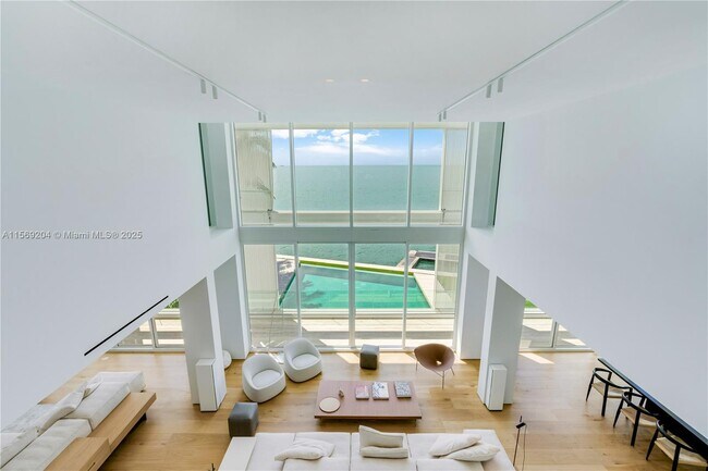 Building Photo - 440 S Mashta Dr