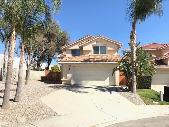 Primary Photo - Beautiful 4 Bedrooms, 2.5 Baths Single Fam...