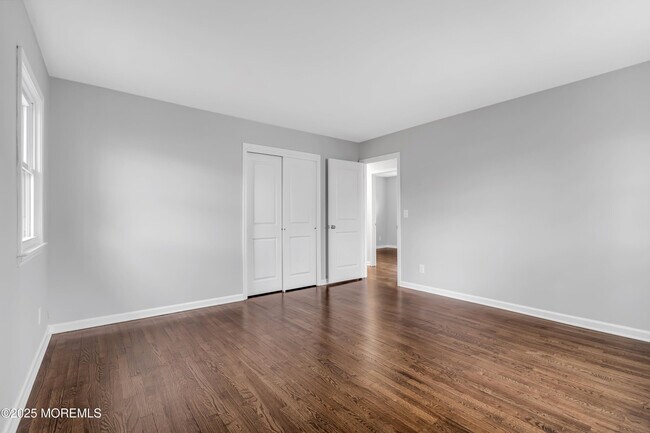 Building Photo - 1230 Dove St