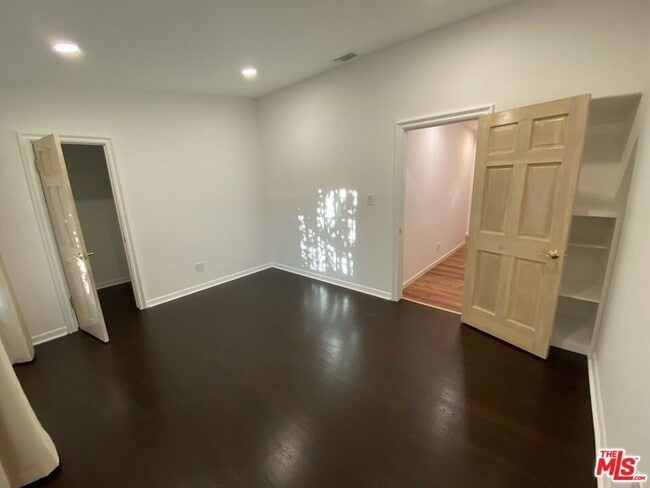 Building Photo - 3900 Castlerock Rd