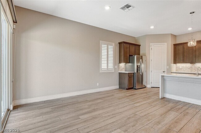 Building Photo - 4124 Elegant Chateau St