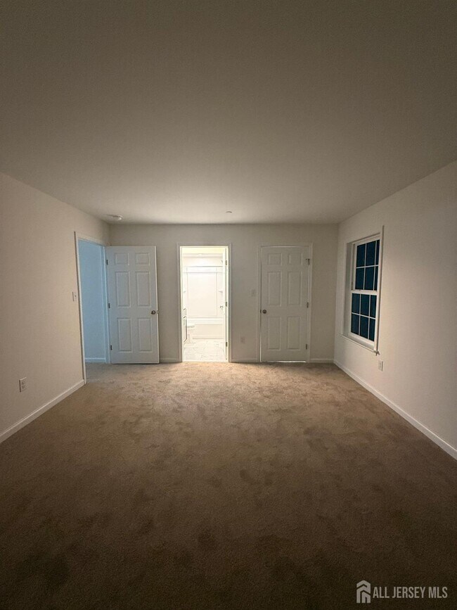 Building Photo - 1217 Waterford Dr