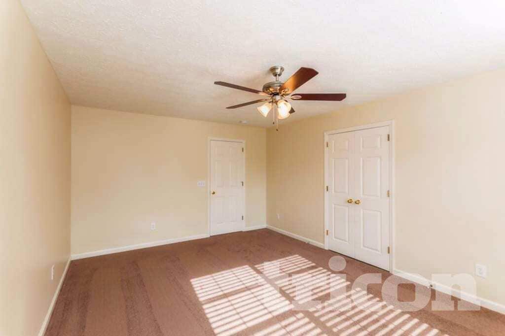 Building Photo - 7016 Penbrook Dr