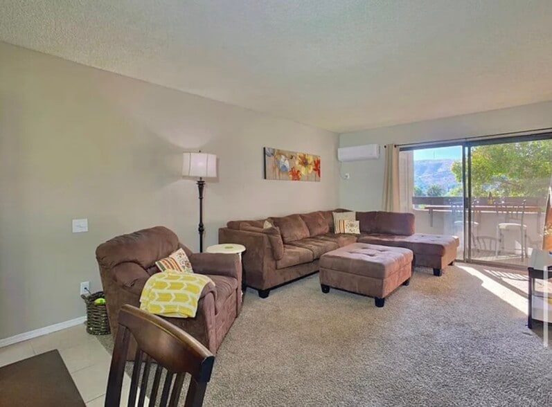 Building Photo - 6725 Mission Gorge Rd