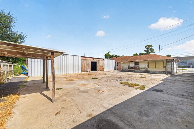 Building Photo - 13010 Cypress North Houston Rd