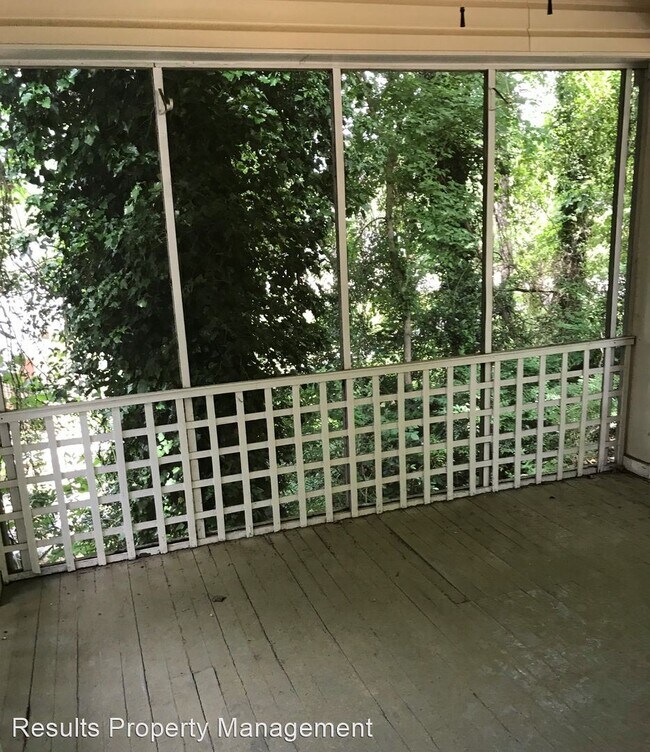Building Photo - 3 br, 2 bath House - 301 Springdale