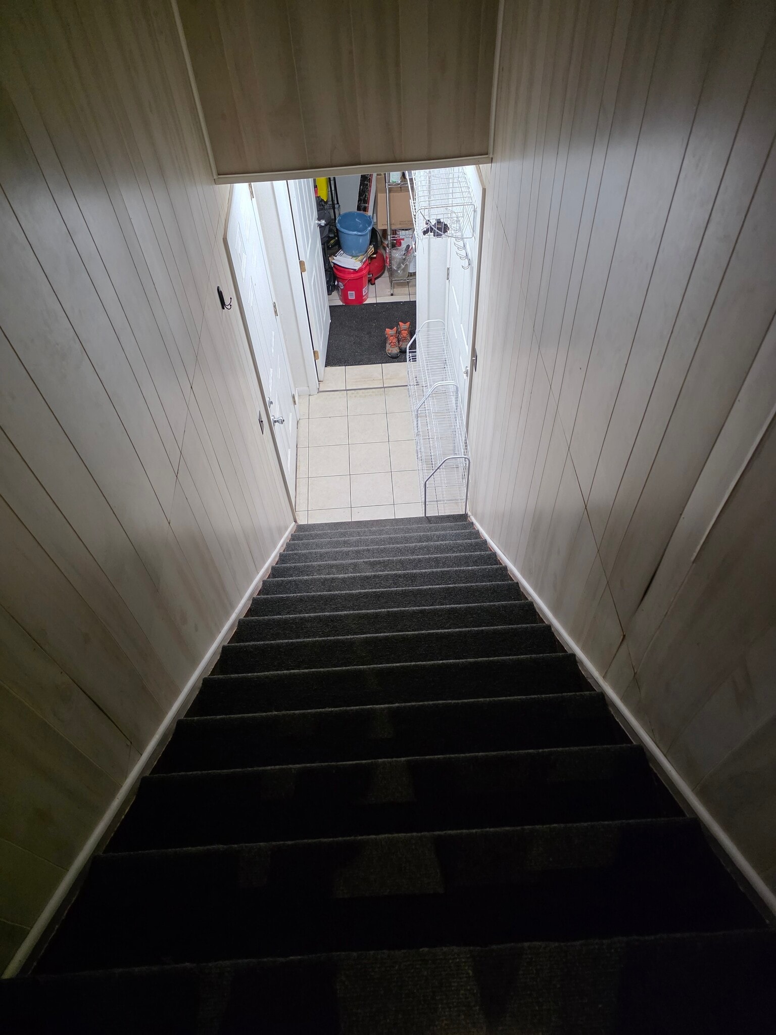 Building Photo - 6990 W Lake Rd