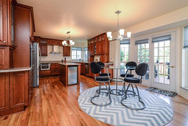 Building Photo - 4993 S Ridgeside Cir