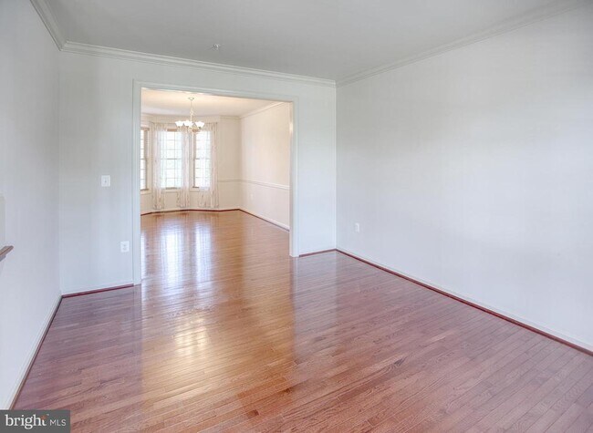Building Photo - 13336 Redspire Dr