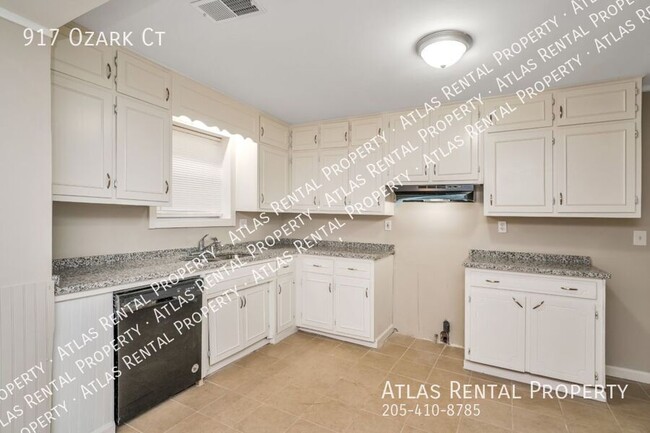 Building Photo - 917 Ozark Ct