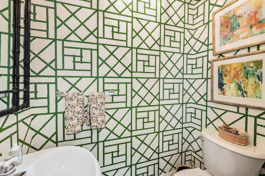 Building Photo - 64 Tradewind Ct