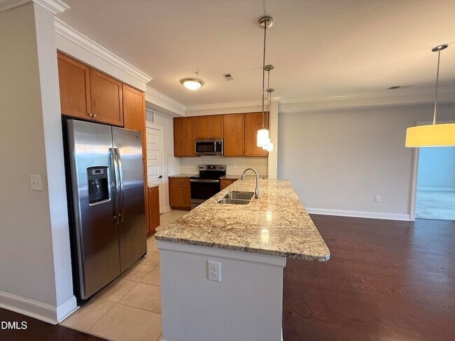 Building Photo - 732 Waterford Lake Dr