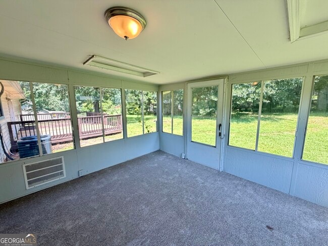 Building Photo - 209 Stagecoach Ridge