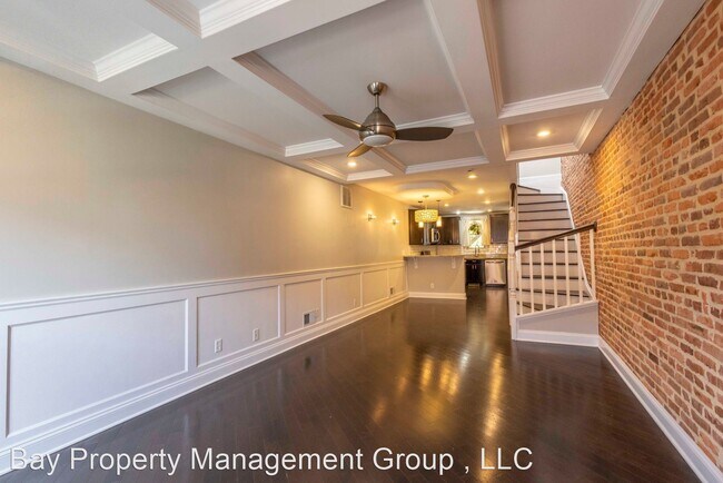 Building Photo - 2 br, 3 bath House - 33 S Curley St