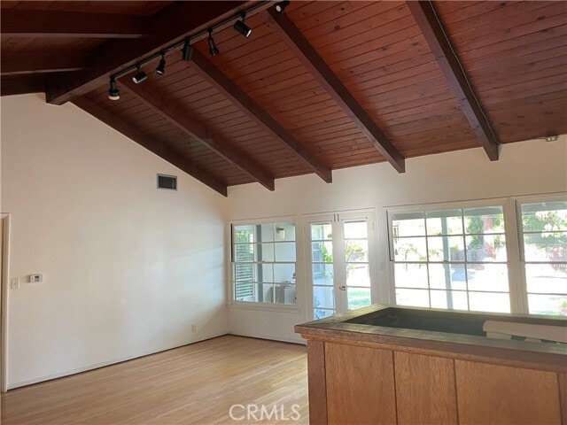 Building Photo - 1358 San Marino Ave