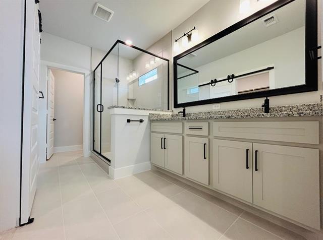 Building Photo - 530 Mission Trl