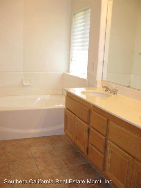 Building Photo - 3 br, 2.5 bath House - 26819 Grommon Way