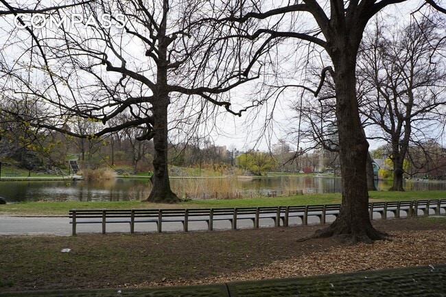 Building Photo - 1255 5th Ave