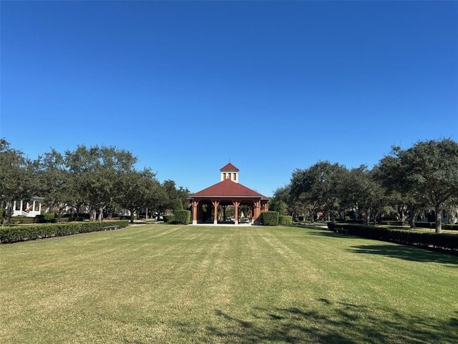 Building Photo - 205 Redbud St