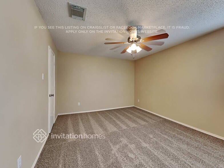 Building Photo - 1304 White Dove Ln