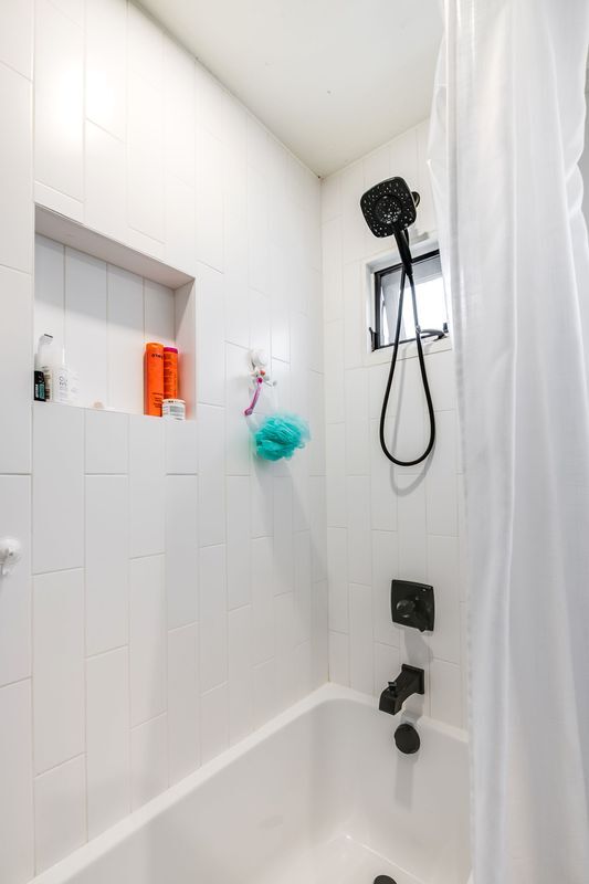 Building Photo - 28403 Waring Pl